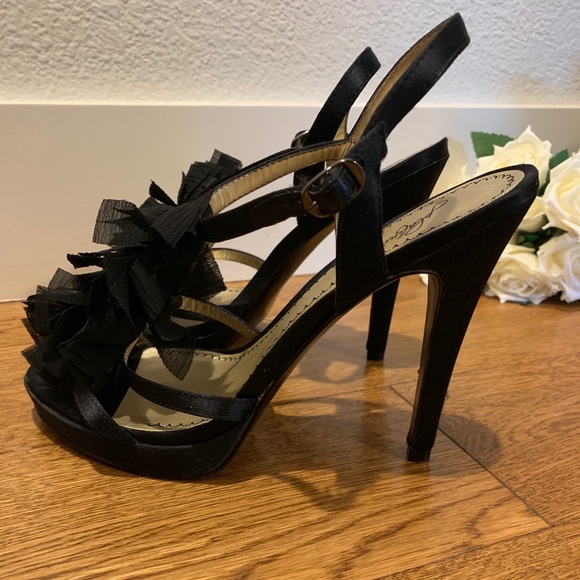 Platinum BP Heels - Picture 7 of 16